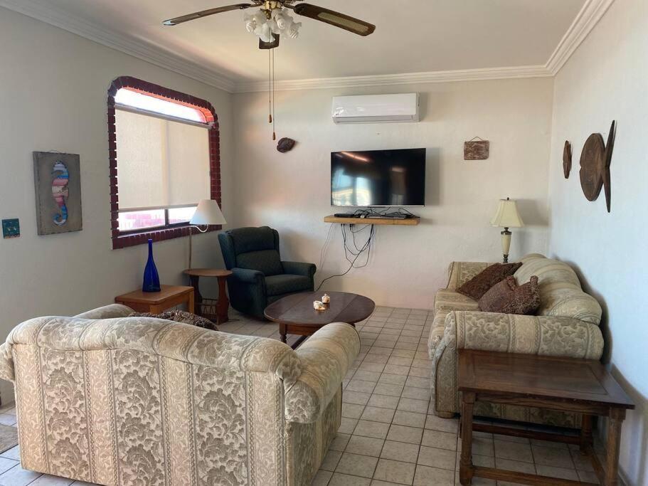 Beachfront, 2 Bedroom Condo In San Felipe 圣费利佩 外观 照片