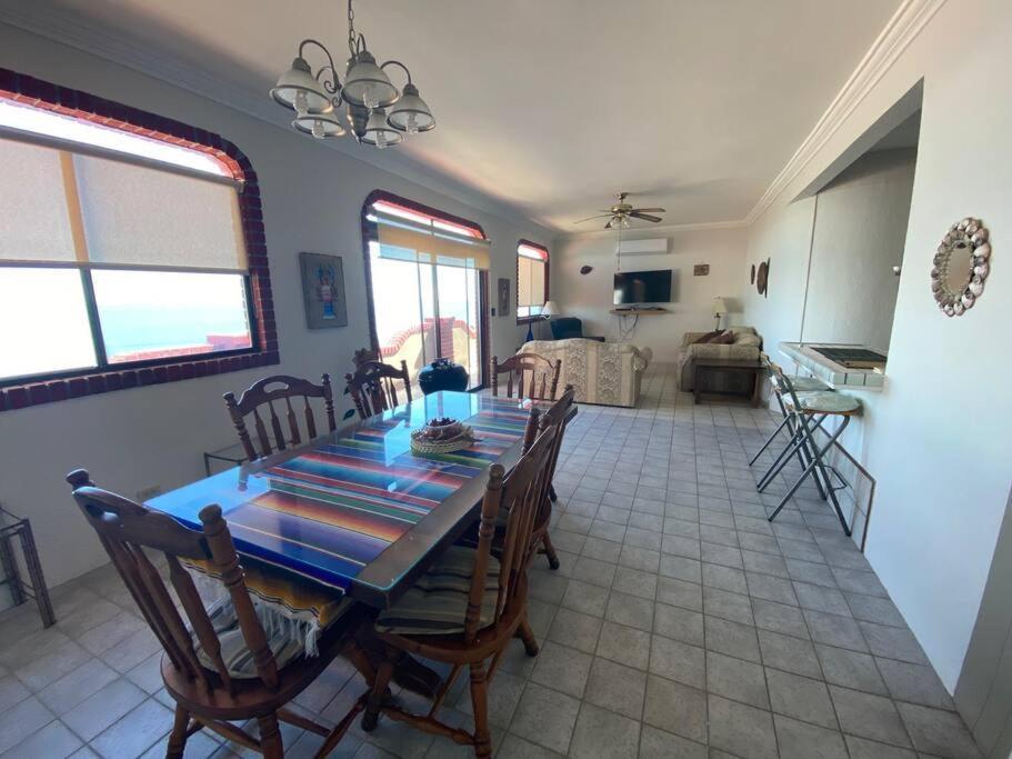 Beachfront, 2 Bedroom Condo In San Felipe 圣费利佩 外观 照片